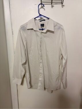 Arrow White Men’s Long-Sleeve Dress Shirt - Spread Collar
